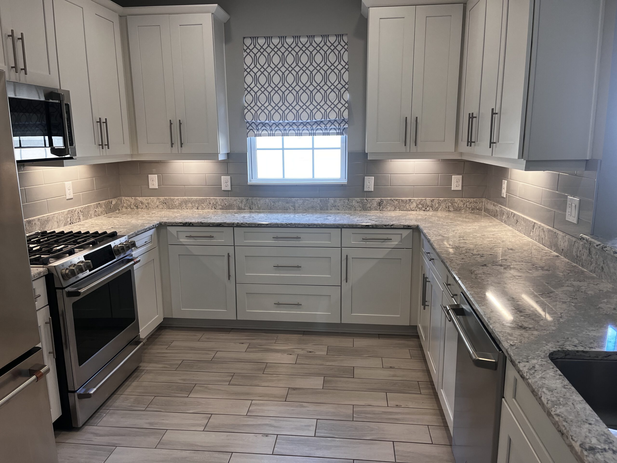 Subway backsplash — Nokomis