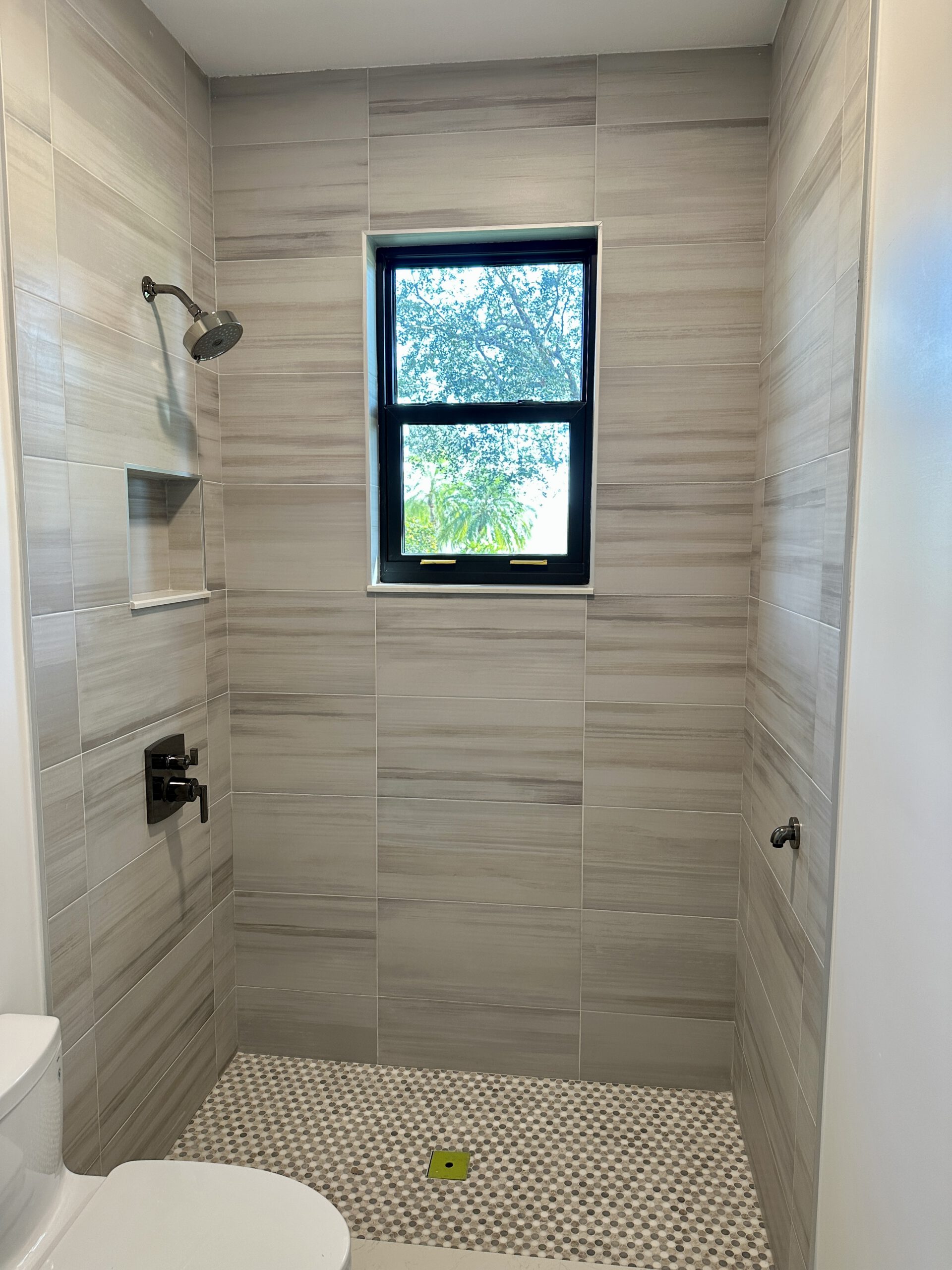 Shower tile — Osprey
