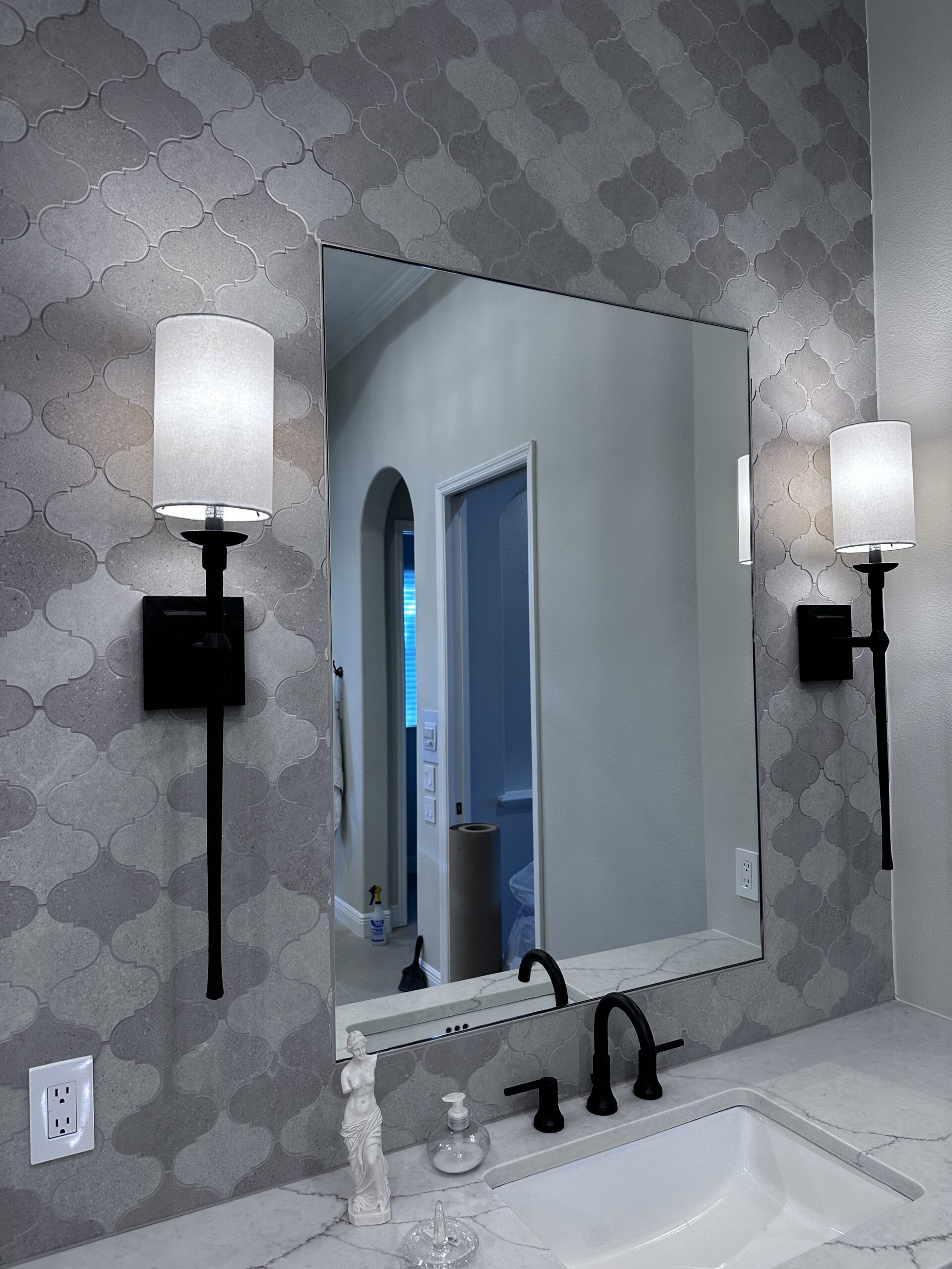 Bathroom tile — Osprey